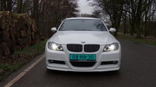 BMW 3-serie - 325i E90 Sedan Automaat / Leder/ M pakket / 39000 KM