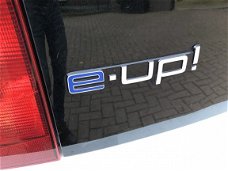 Volkswagen e-Up! - e-up! 1 eigenaar, Airco, cruise,navigatie. Volledig elektrisch!