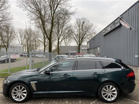 Jaguar XF Sportbrake - 2.2D S 200PK Automaat, Camera, Leder, Navi, Xenon, Trekhaak - 1