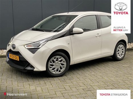 Toyota Aygo - 1.0 VVT-i X-Play Apple CarPlay en Android Auto - 1