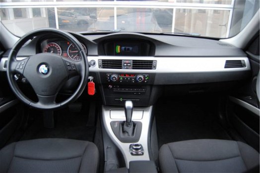 BMW 3-serie Touring - 318d Luxury Line - 1