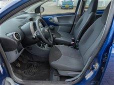 Toyota Aygo - 1.0-12V +