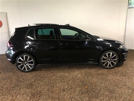 Volkswagen Golf - 1.4 TSI GTE | Pano | 18