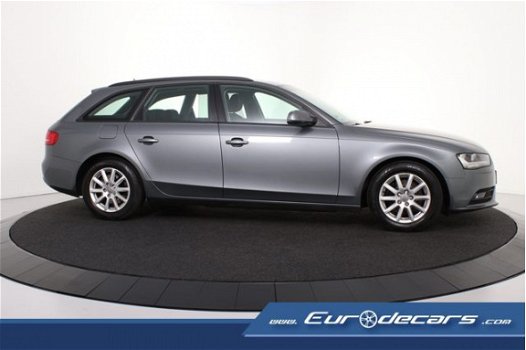 Audi A4 Avant - 2.0 TDI Pro Line Business *Navigatie*Pdc*Climate Control - 1