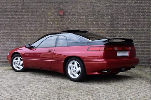 Subaru SVX - 3.3 V6 AWD - 1