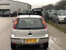 Opel Corsa - 1.2-16V Essentia