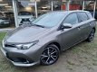 Toyota Auris - 1.2T 116pk Dynamic | Navigatie, Keyless, TSS, Cruise, Zeer compleet - 1 - Thumbnail