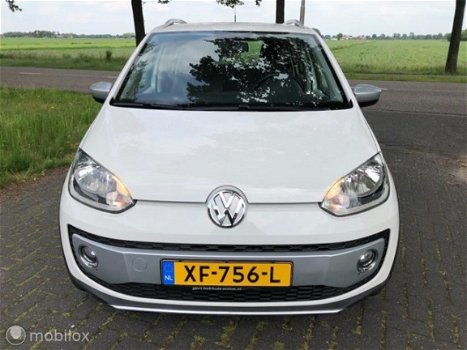 Volkswagen Up! - - 1.0 BMT cross up 1 X VW UP. Cross / 75 pk / Garantie / - 1