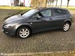 Seat Leon - - 1.9 TDI Stylance Navigatie / PDC / Clima/ Stuurwielbediening / - 1 - Thumbnail