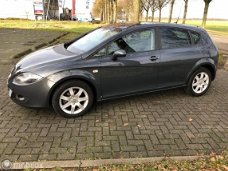 Seat Leon - - 1.9 TDI Stylance Navigatie / PDC / Clima/ Stuurwielbediening /