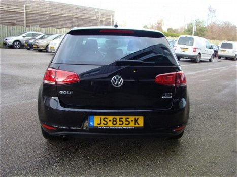 Volkswagen Golf - 1.2 TSI Connect Series - 1