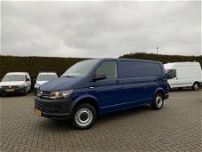 Volkswagen Transporter - 2.0 TDI 141 PK / L2H1 / 1e EIG. / 2.500 KG AHG / TREKHAAK / AIRCO / CRUISE