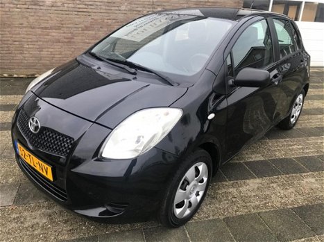 Toyota Yaris - 1.3 VVT-i Terra 5 deurs Nap - 1