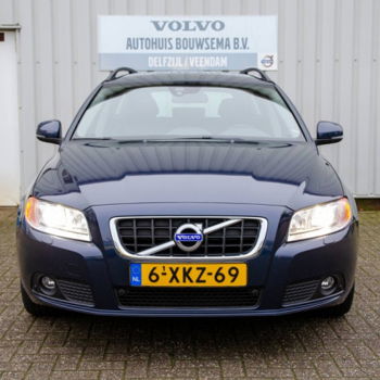 Volvo V70 - D3 163 pk Summum Automaat - Nette auto - Dealer O.H - 1