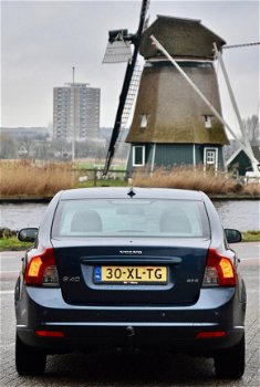 Volvo S40 - 2.0D Edition II Dealer onderhouden, Leder, Boekjes - 1