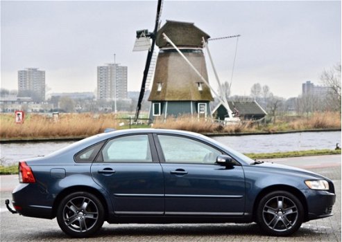 Volvo S40 - 2.0D Edition II Dealer onderhouden, Leder, Boekjes - 1