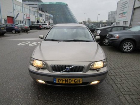 Volvo V70 - 2.4 140pk - 1