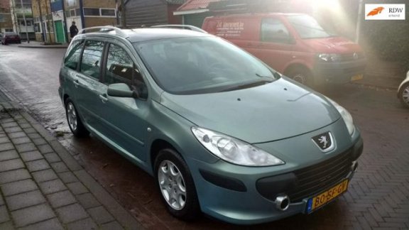 Peugeot 307 SW - 1.6 HDi nieuwe apk bij aflevering - 1