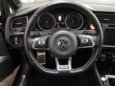 Volkswagen Golf - 2.0 TDI Business Edition R Connected Navigatie, Ecc, Pdc, Lv - 1