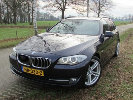 BMW 5-serie Touring - 530D EXECUTIVE / 18 / 258PK / RIJKLAAR - 1