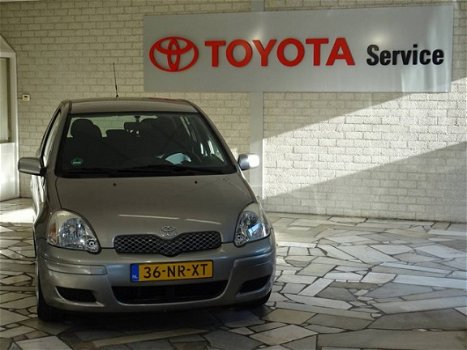 Toyota Yaris - 1.3 VVT-i SOL 5 deurs airco - 1