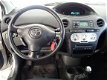 Toyota Yaris - 1.3 VVT-i SOL 5 deurs airco - 1 - Thumbnail