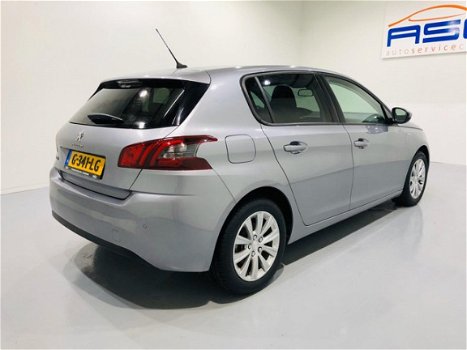 Peugeot 308 - 1.2 PureTech Style Navi - 1