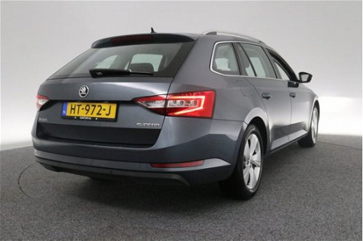 Skoda Superb Combi - 1.4 TSI ACT Ambition Business NAVI / XENON / CLIMA / CRUISE / 17