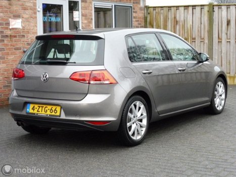 Volkswagen Golf - 1.4 TSI ACT Business Edition AUTOMAAT, PDC, - 1
