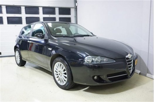 Alfa Romeo 147 - 2.0 T.Spark Business Pro - 1