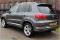 Volkswagen Tiguan - 1.4 TSI R-Line Panoramadak Xenon Navigatie Led Trekhaak Orig.Nederlands - 1 - Thumbnail