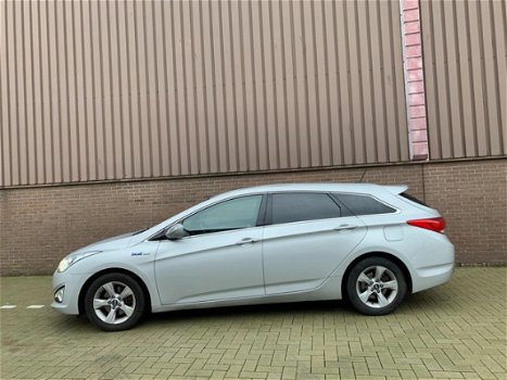 Hyundai i40 Wagon - 1.6 GDI Blue Business Edition Navi Camera - 1