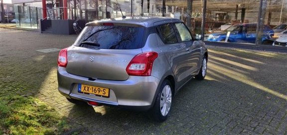 Suzuki Swift - 1.2 DualJet 90pk Select Automaat+navi Young Car rijklaar - 1