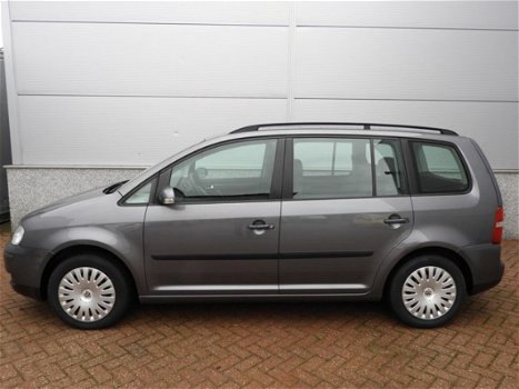 Volkswagen Touran - 1.6 85KW Athene 7 zitter - 1