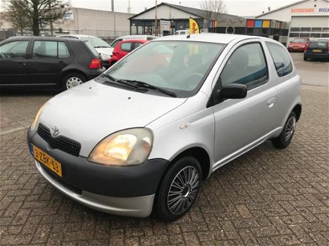 Toyota Yaris - 1.0 16v VVT-i - 1