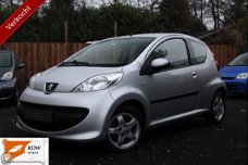 Peugeot 107 - 1.0-12V 3-Drs XS Exclusive Uitv. Airco Half Leer/Alcantara Sportvelgen Centr.Vergr. El