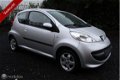 Peugeot 107 - 1.0-12V 3-Drs XS Exclusive Uitv. Airco Half Leer/Alcantara Sportvelgen Centr.Vergr. El - 1 - Thumbnail