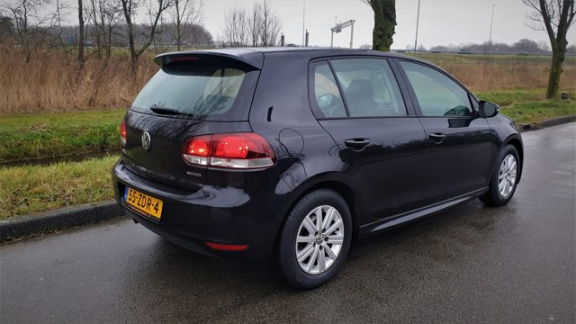 Volkswagen Golf - 1.6 TDI BlueMotion 2012-10 cruise airco - 1