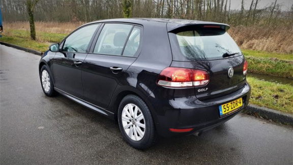 Volkswagen Golf - 1.6 TDI BlueMotion 2012-10 cruise airco - 1