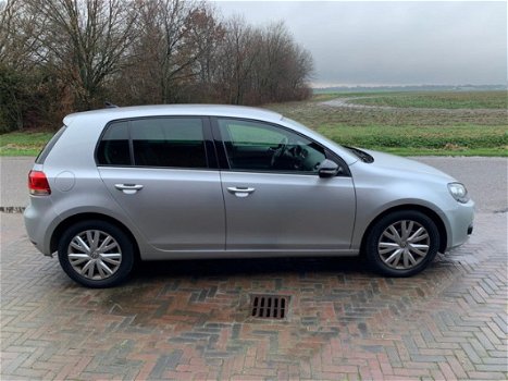 Volkswagen Golf - 1.6 TDI Highline BlueMotion APK 26-10-2020 Navi, Parkeersensor, Airco, Stoelverwar - 1