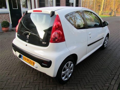 Peugeot 107 - 1.0-12V Millesim 200 - 1