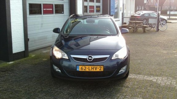 Opel Astra - 1.6 ECOTEC 85KW 5-D Edition - 1