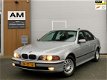 BMW 5-serie - 523i Executive | Youngtimer | NL auto | - 1 - Thumbnail