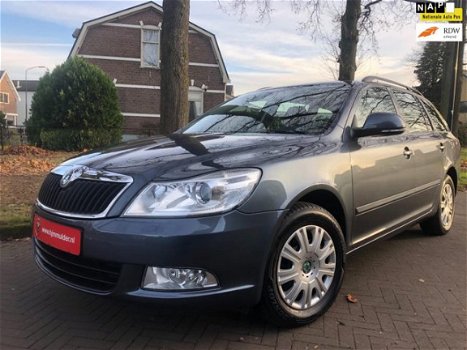 Skoda Octavia Combi - 1.2 TSI, AMBITION, CRUISE CONTROL, PDC, ETC - 1