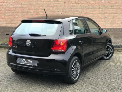 Volkswagen Polo - 1.2-12V Comfortline Navigatie/Led - 1