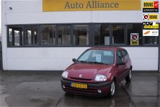 Renault Clio - 1.4 Ludo trekhaak, lichtmetalen velgen met 4 seizoenenband, nieuwe koppeling