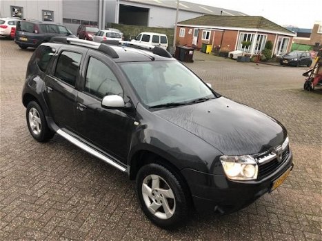 Dacia Duster - 1.6 Lauréate 2wd NIEUWE APK, AIRCO - 1