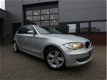 BMW 1-serie - 118i Executive AUTOMAAT Clima, Cruise, PDC - 1 - Thumbnail