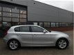 BMW 1-serie - 118i Executive AUTOMAAT Clima, Cruise, PDC - 1 - Thumbnail