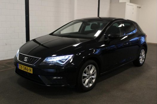 Seat Leon - 1.2 TSI Style Business 6-Bak Navi+PDC+LED+Trekhaak - 1